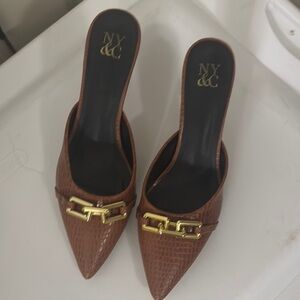 NY&C Textured Brown Mules with Gold Chain